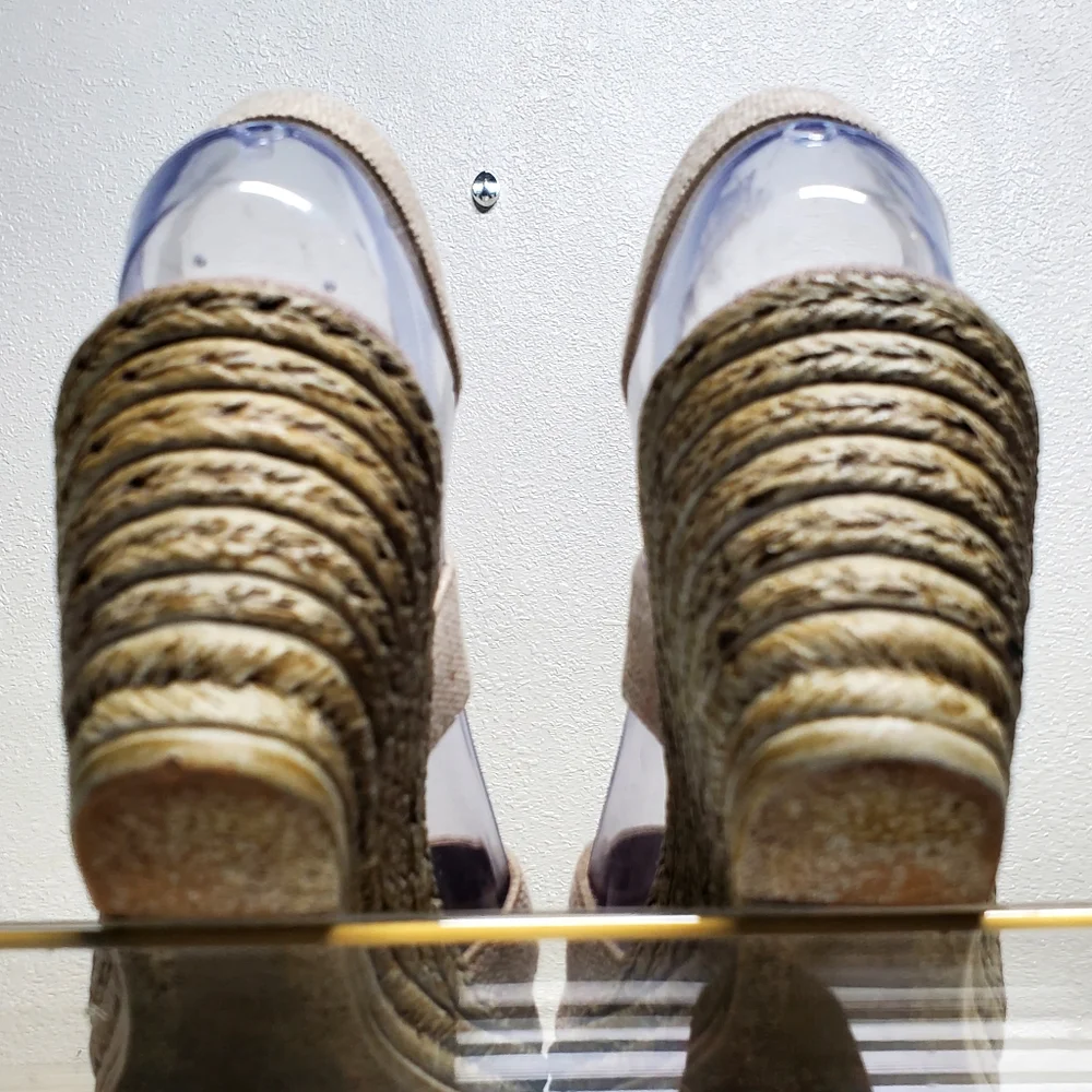 Charleston Beige Espadrille Wedge Sandals Size 8